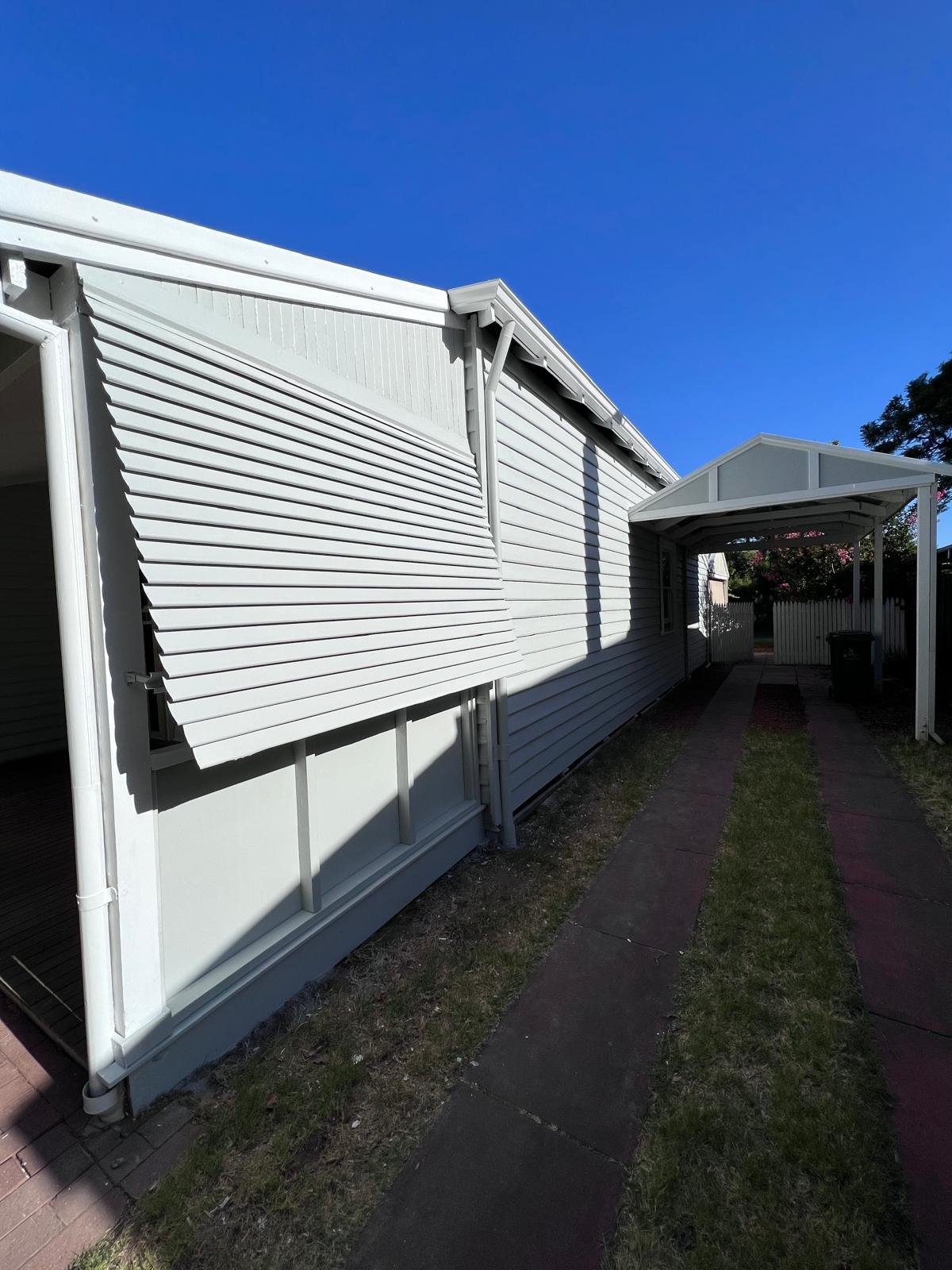 Exterior house painting in Cottesloe Perth